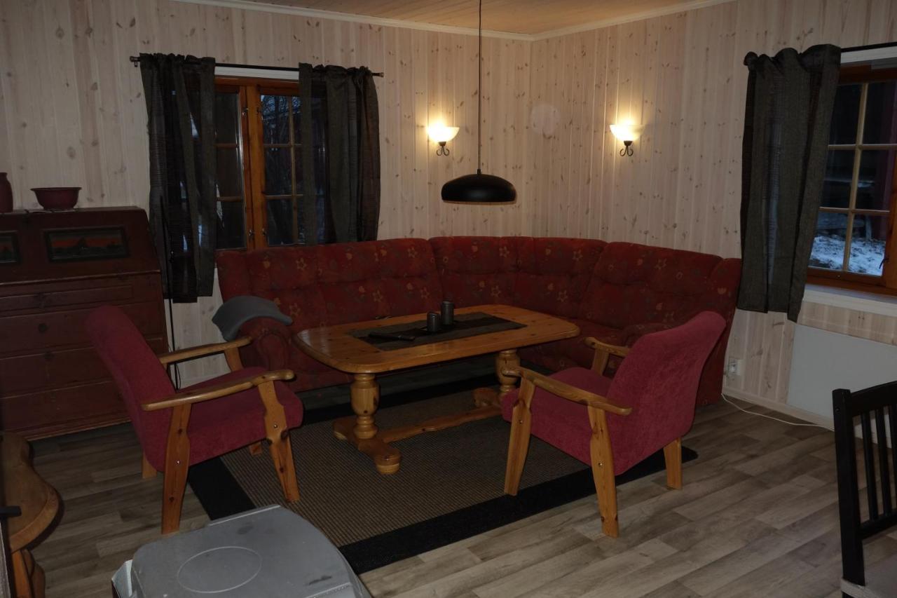 Roste Hyttetun Og 2*